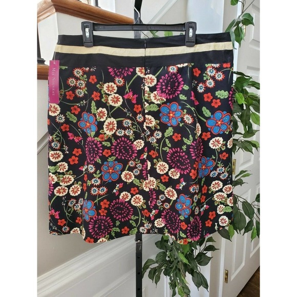 Mix Nouveau Women's Black Floral 100% Cotton Pull on A-Line Casual Skirt Size 16 - Picture 7 of 10